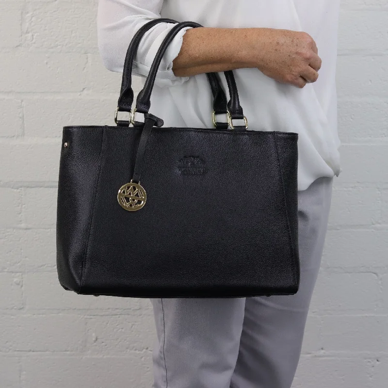 Flash Sale Now Corinne leather tote