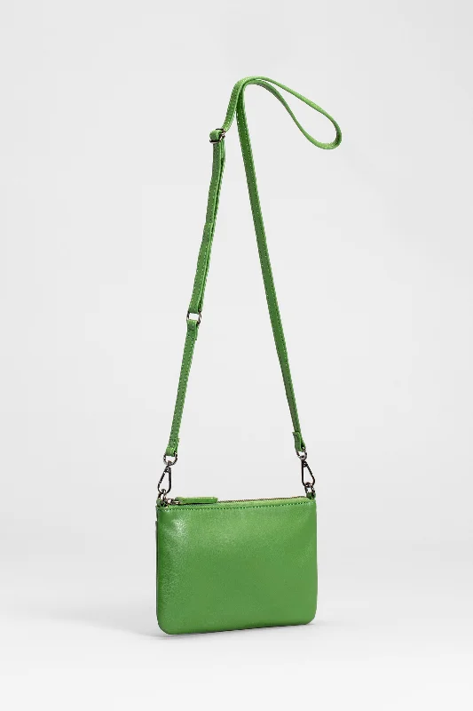 GRASS GREEN