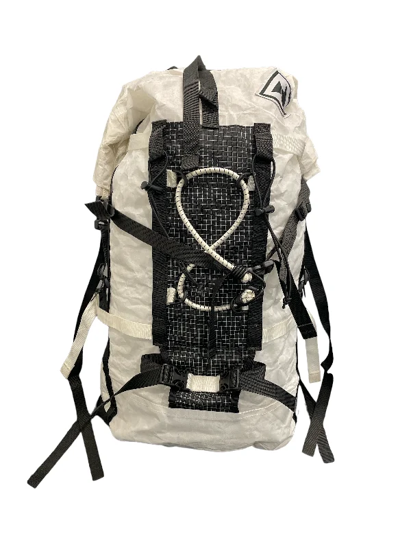 white:#fafafa